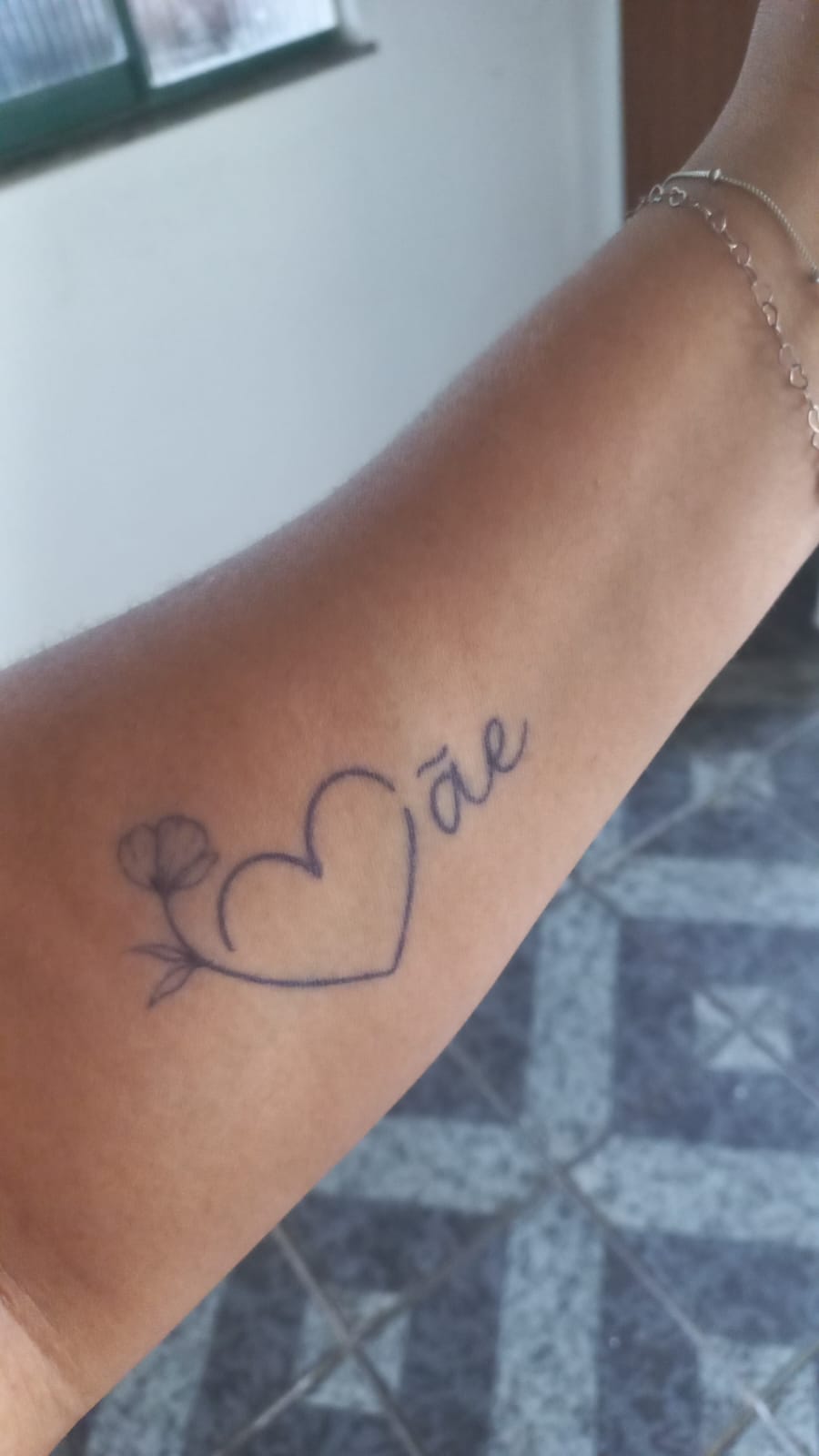 tatuagem semipermanente coração materno presente mãe - foto 2