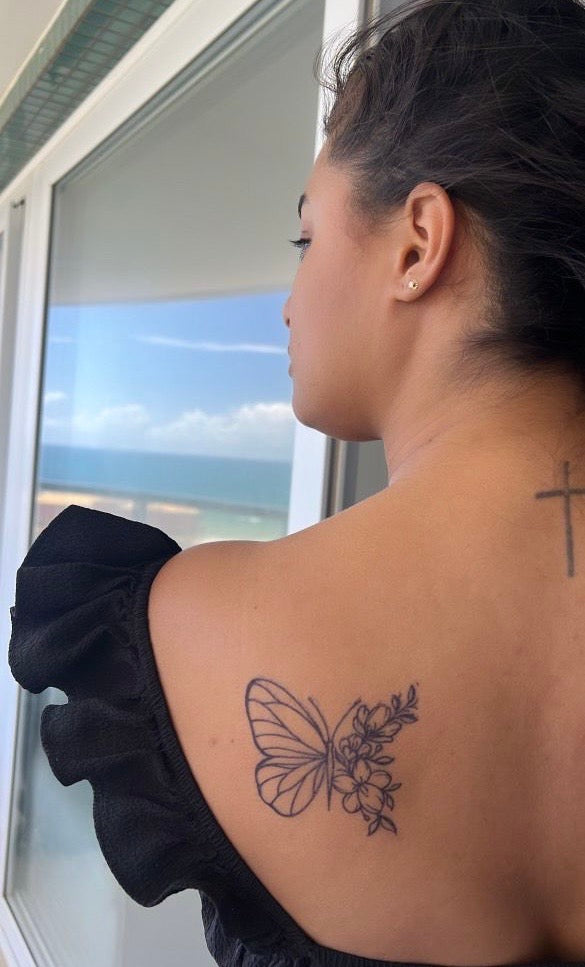 tatuagem semipermanente borboleta florida - foto 3