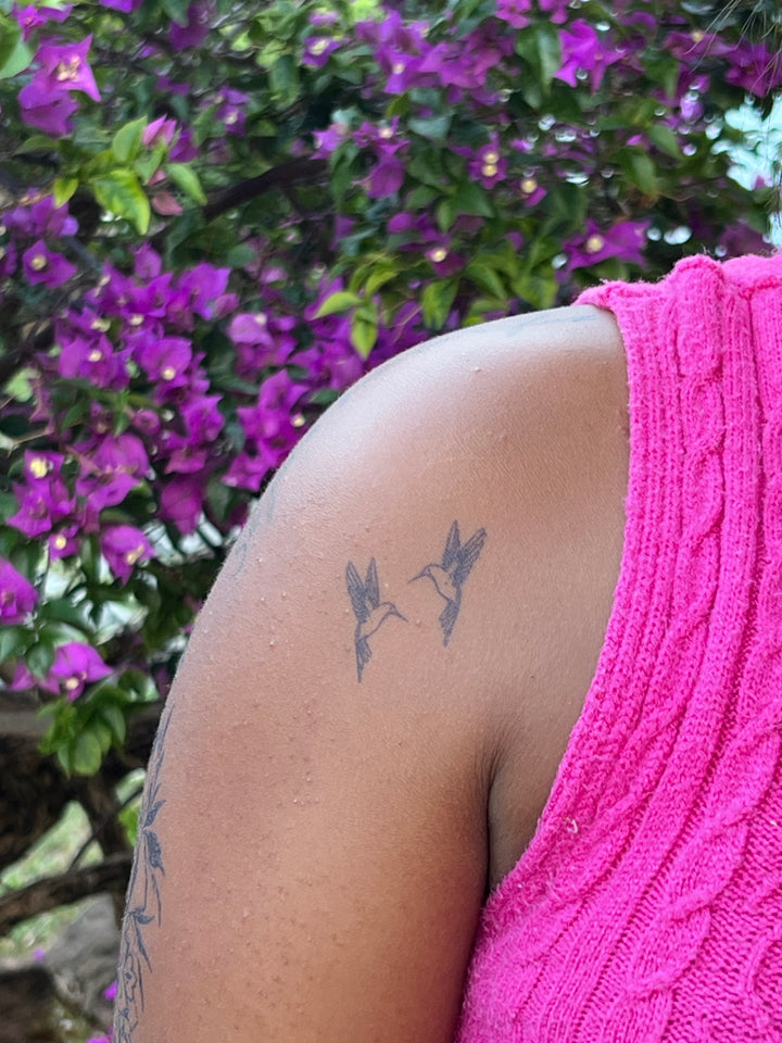 tatuagem semipermanente dois beija-flores - foto 3