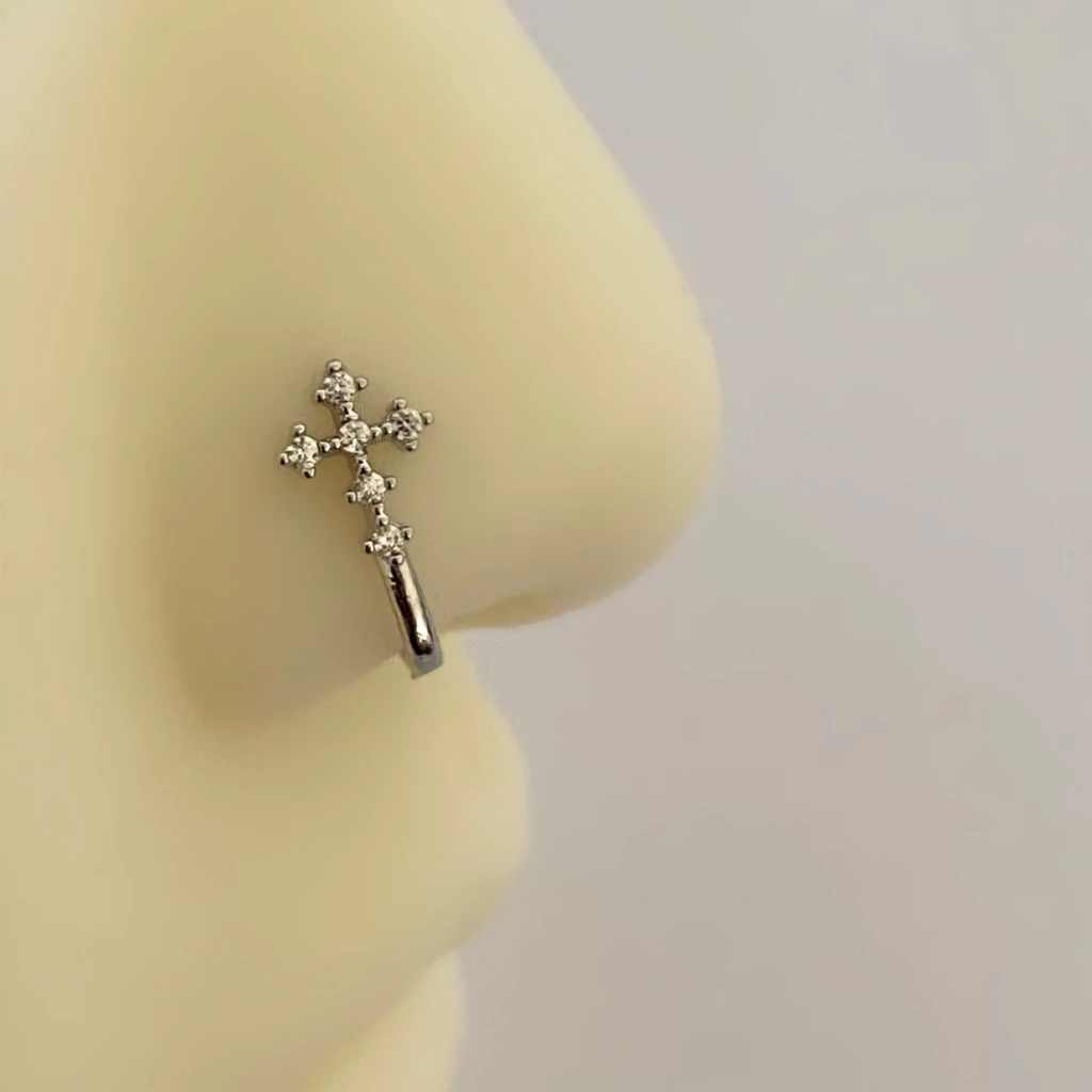 Piercing Fake Nostril Cruz Prata